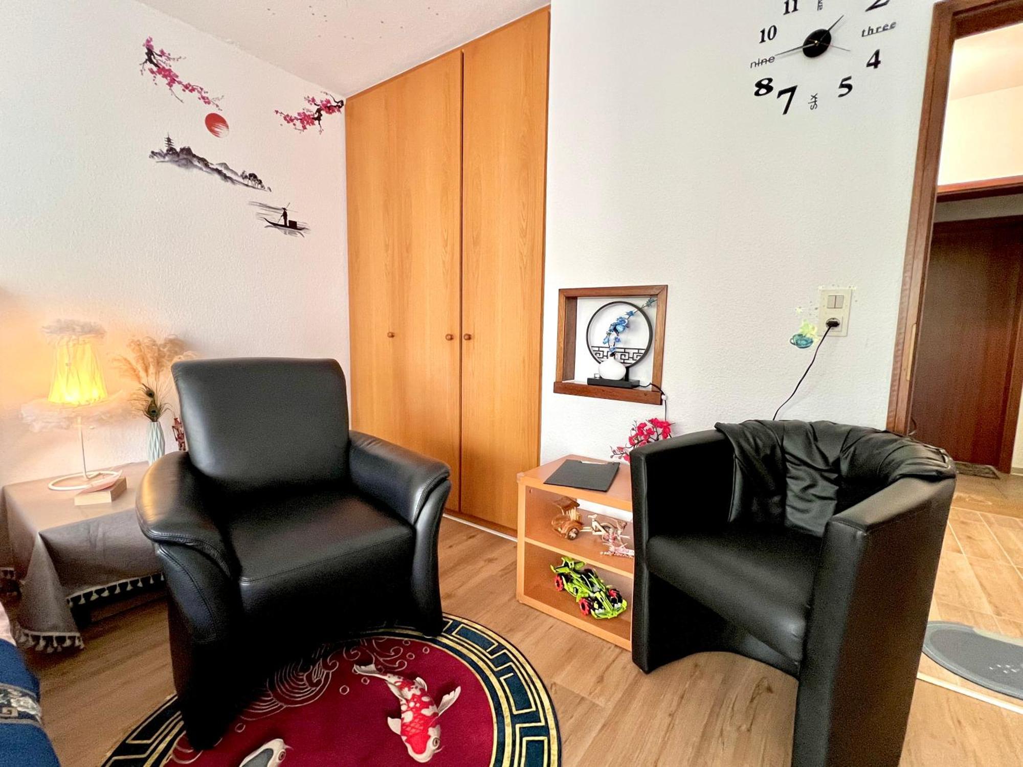 Stylish, Cozy & Quiet With One And Half In District 1 Apartamento *