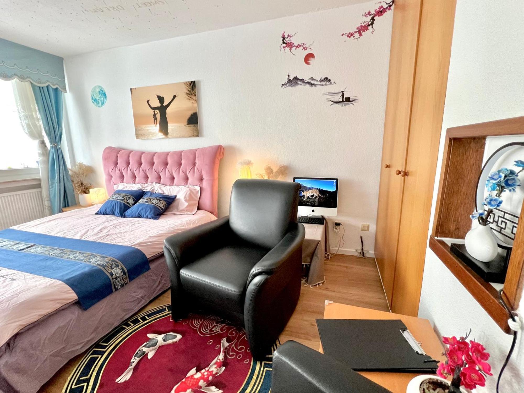 Stylish, Cozy & Quiet With One And Half In District 1 Apartamento Düsseldorf