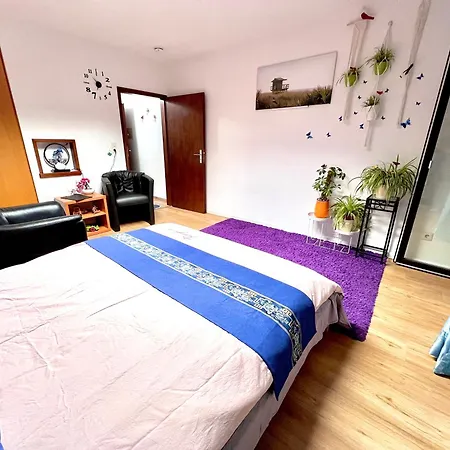 Stylish, Cozy & Quiet Apartment With One And Half Rooms In District 1 Дюссельдорф Экстерьер фото