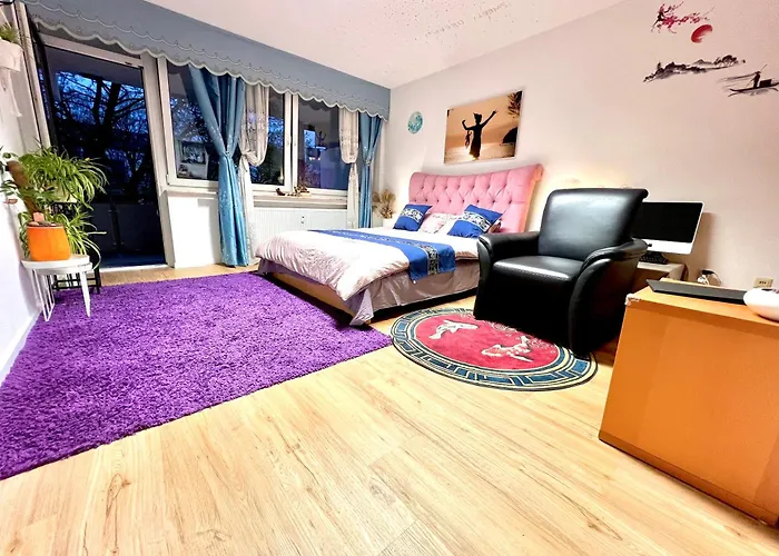 Stylish, Cozy & Quiet Apartment With One And Half Rooms In District 1