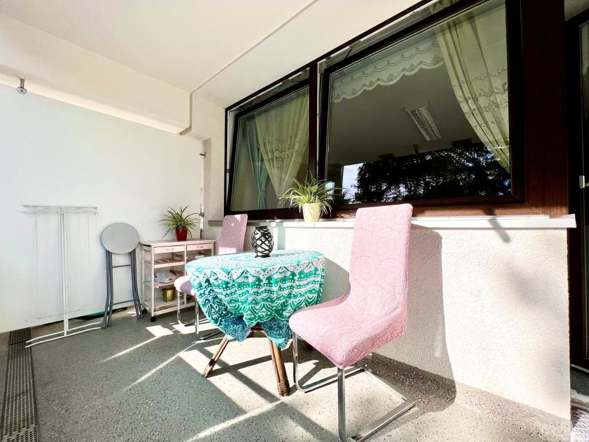 Stylish, Cozy & Quiet With One And Half In District 1 Apartment Düsseldorf